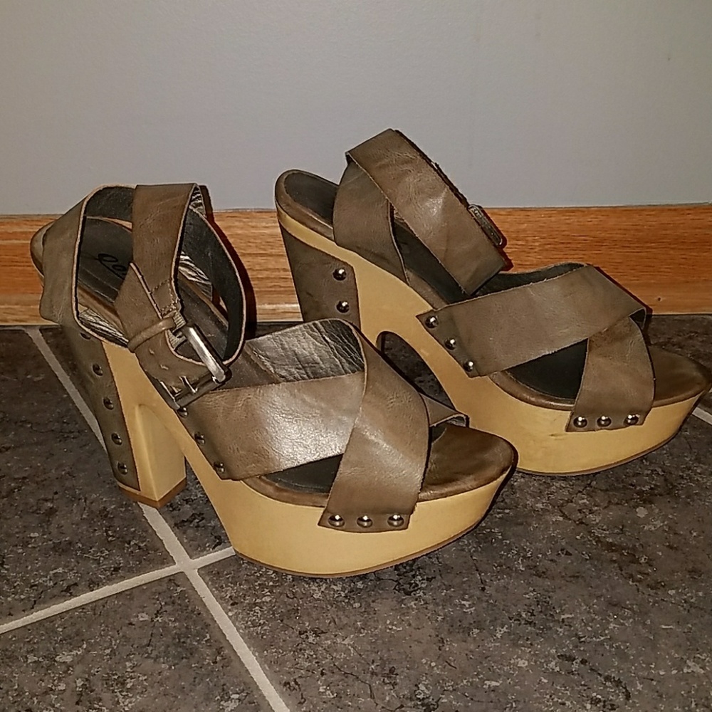 Gomax  Sandals - Jacqueline Style
